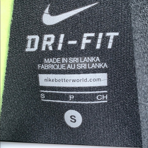 Nike hooded top - Picture 2 of 4